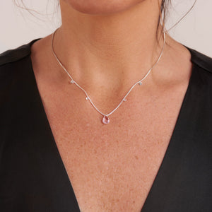 COLLAR GOTA PLATA CRISTALES ROSA